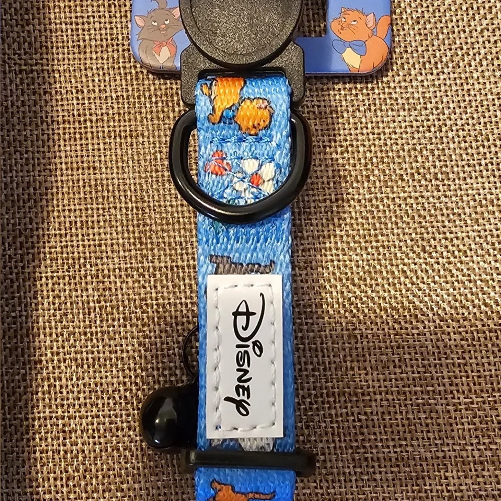 Disney Sassy Meow Blue Aristocats Harness, Collar and Leash Set (M)